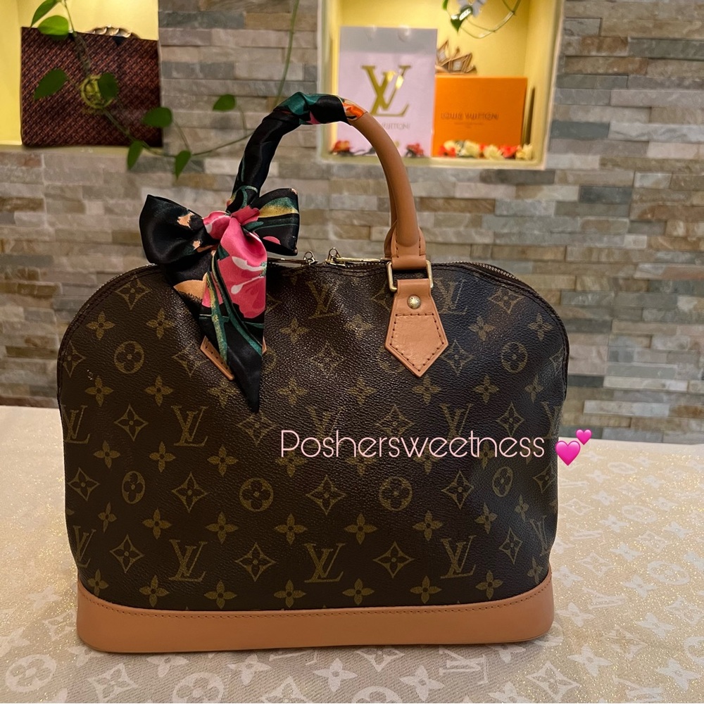SOLD Louis Vuitton Alma Handbag❤️